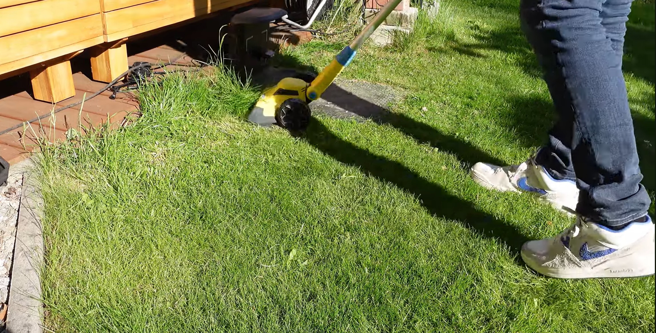 Finecut 18V an der Mähroberstation